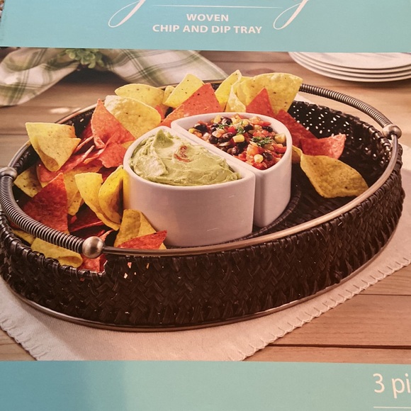 NIB Woven Chip and Dip Tray - Picture 2 of 5